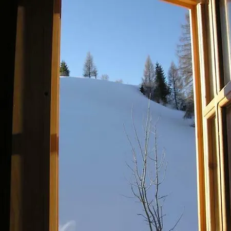 Villa Dvor Magduska Osturna Esterno foto